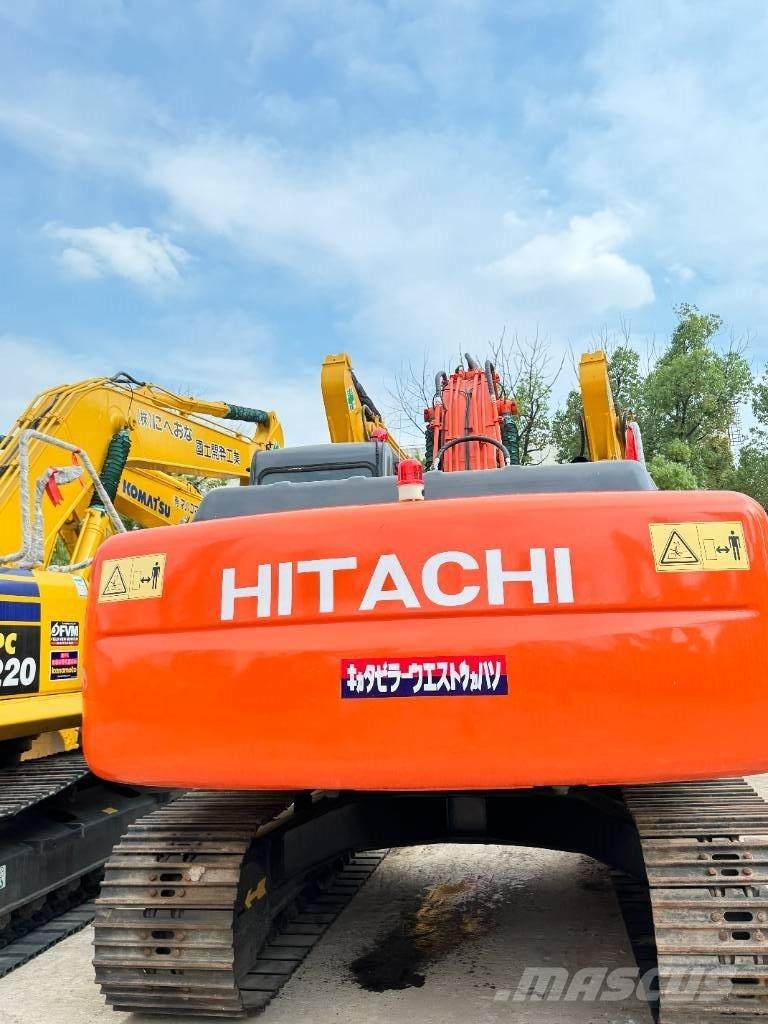 Hitachi ZX 200 Bagri goseničarji