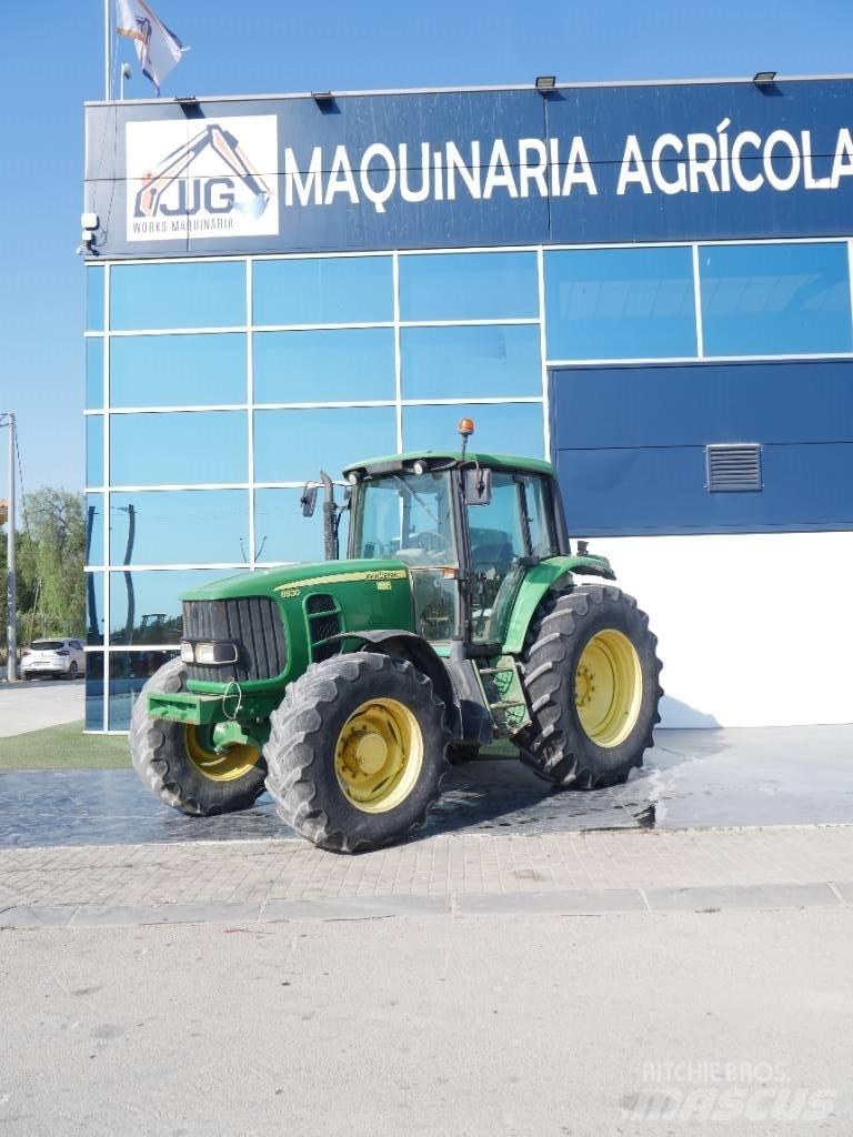 John Deere 6930 Traktorji