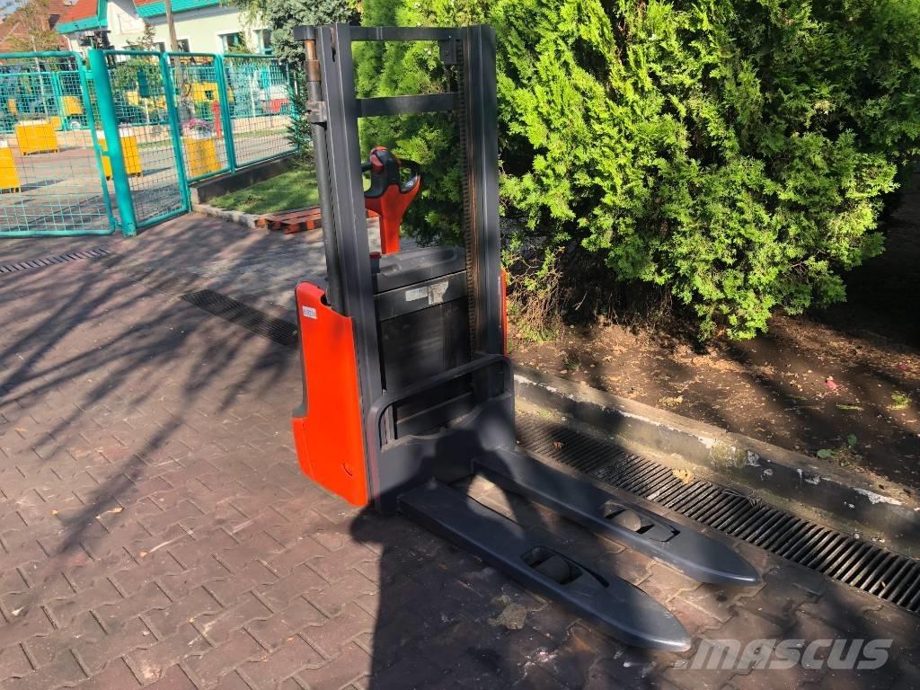 Linde L 10 B V-3234 Ročni električni viličar