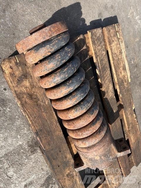 CAT 325 C NAPINACZ Gosenice