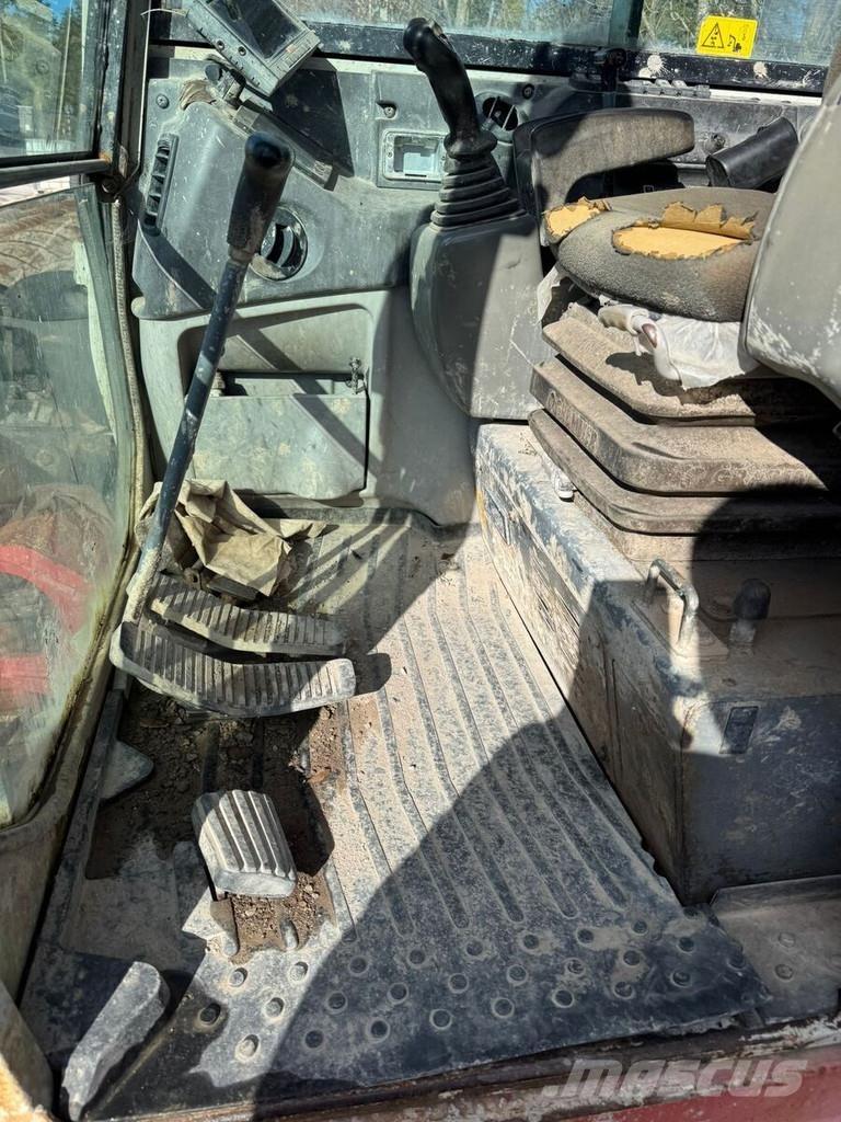 Takeuchi TB260 Mini bagri <7t