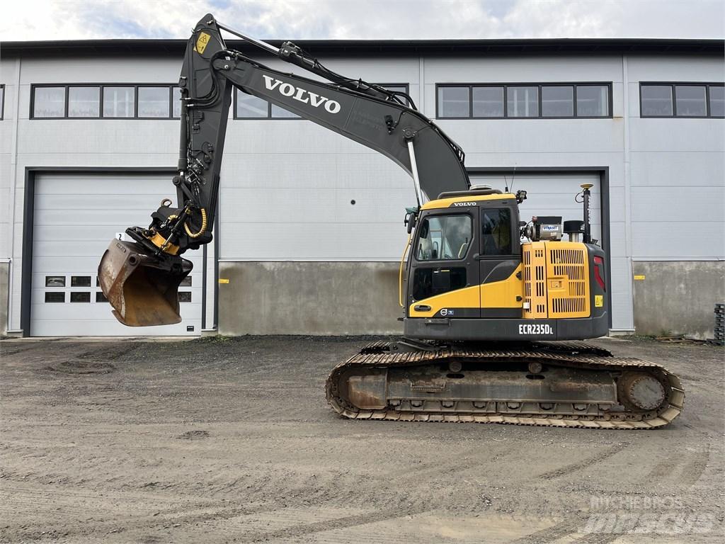 Volvo ECR 235 DL Bagri goseničarji