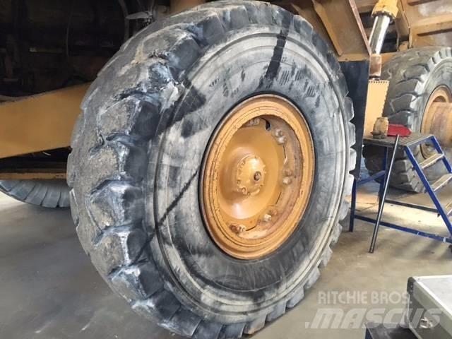 CAT 773 B Togi demperi