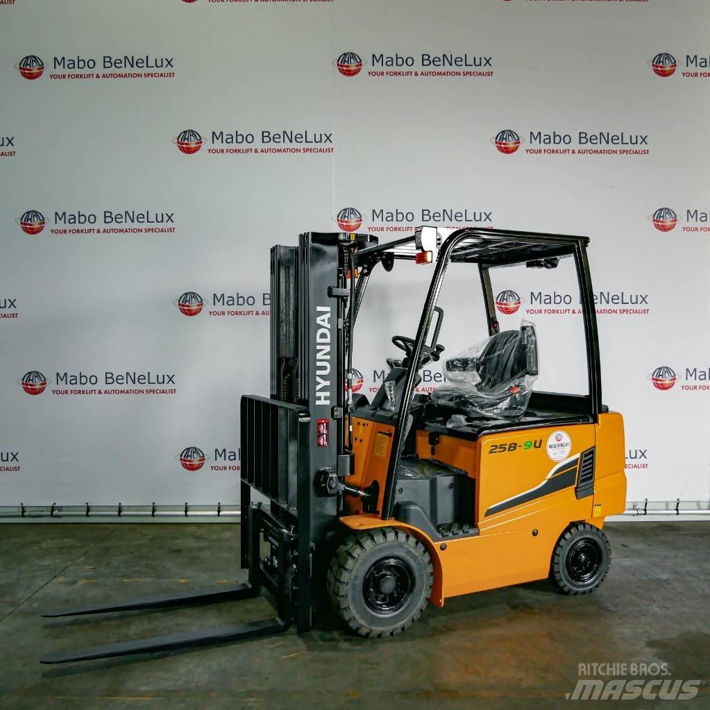 Hyundai 25B-9U Dizelski viličarji