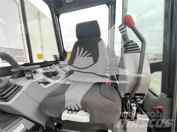 Bobcat E35R2 Mini bagri <7t
