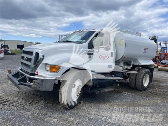 Ford F750 XL Tovornjaki za vodo