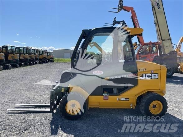 JCB 35 Teleskopski viličarji