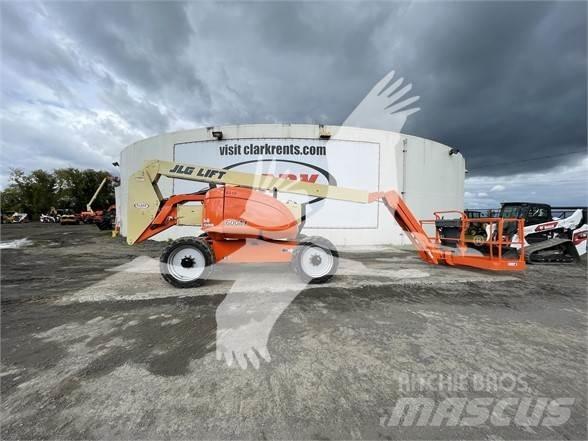 JLG 600AJ Zglobne dvižne ploščadi