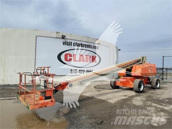 JLG 800S Teleskopske dvižne ploščadi