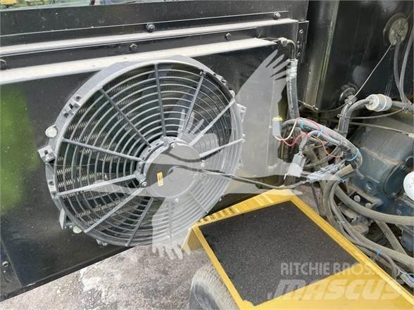  LAYMOR SM400 Cestni pometači
