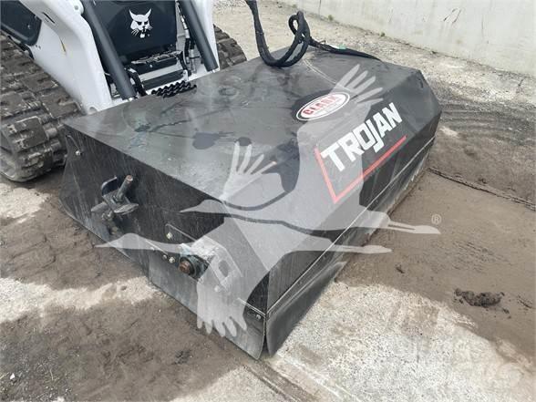 Trojan 72'' Drugi deli