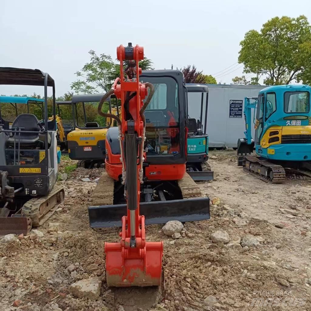 Kubota U 35 Mini bagri <7t