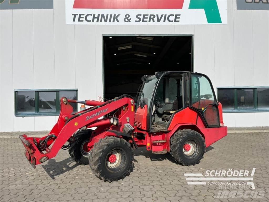 Schäffer 5370 Z Kolesni nakladalci