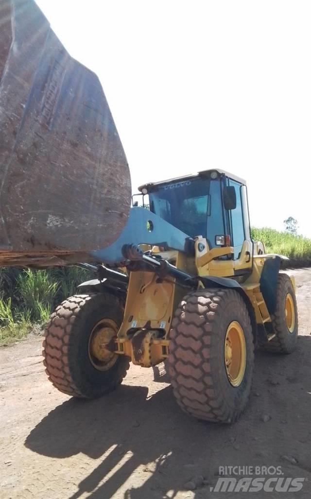 Volvo L 90 F Kolesni nakladalci