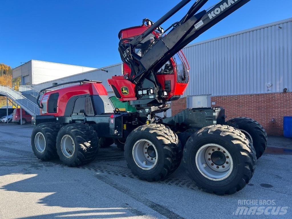 Komatsu 901XC Harvesterji