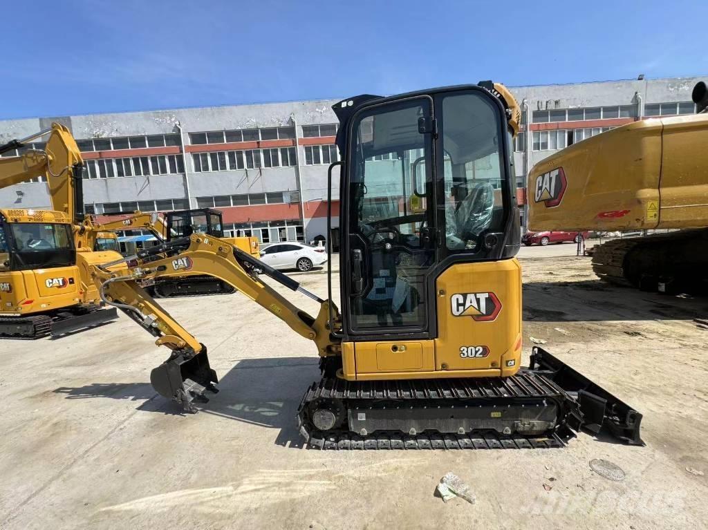 CAT 302 Mini bagri <7t
