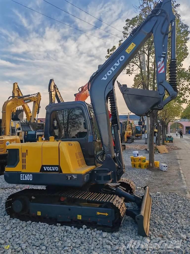 Volvo EC60D Bagri goseničarji