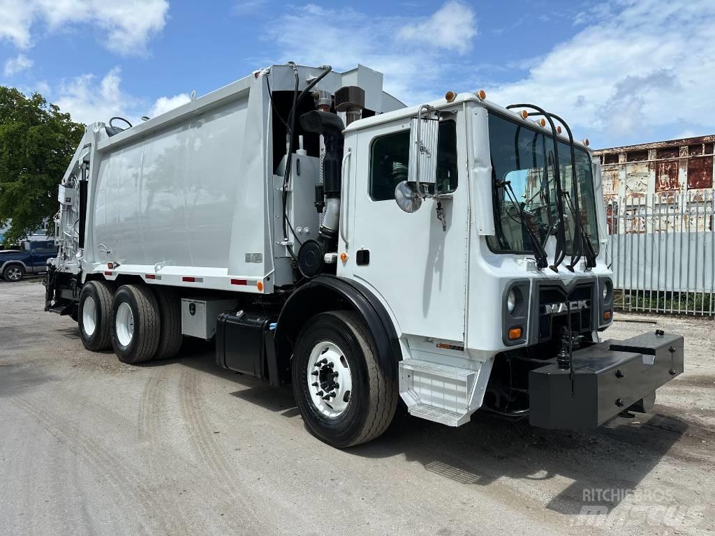Mack MRU 613 Komunalni tovornjaki