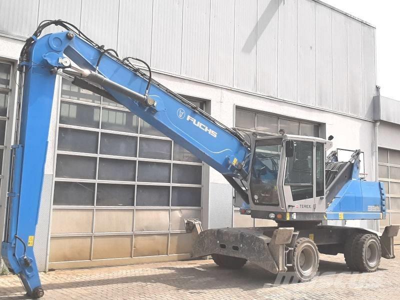 Fuchs MHL 335 E Bagri za prekladanje primarnih/sekundarnih surovin