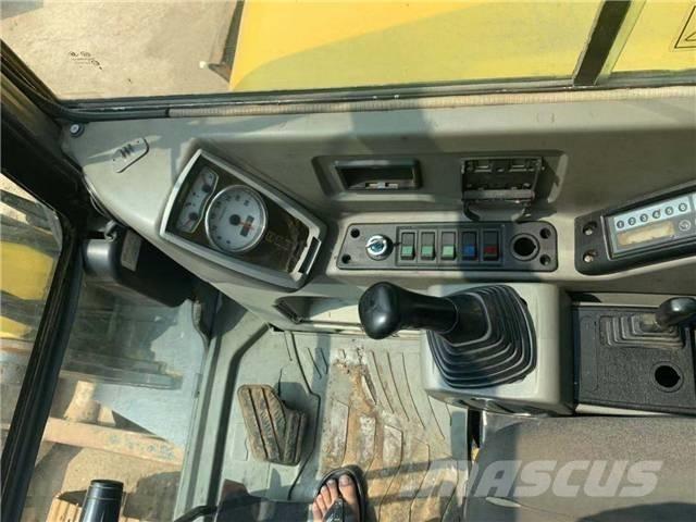 Hyundai R80-7 Bagri goseničarji
