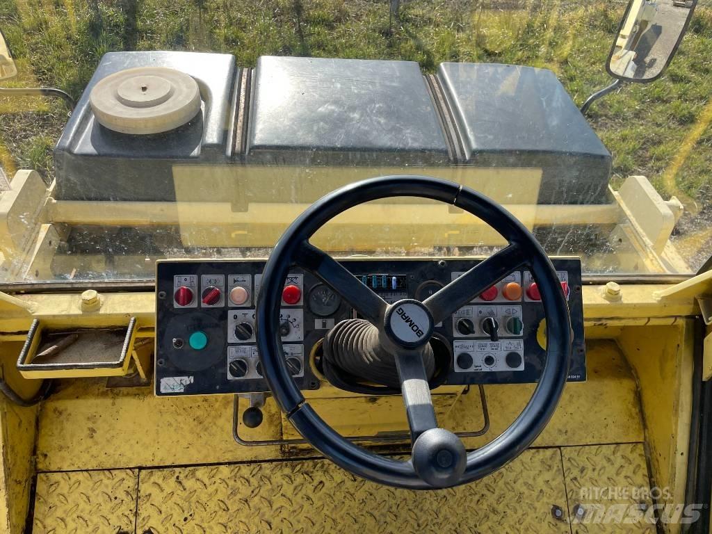 Bomag BW 154 AD-2 Dvojni valjarji