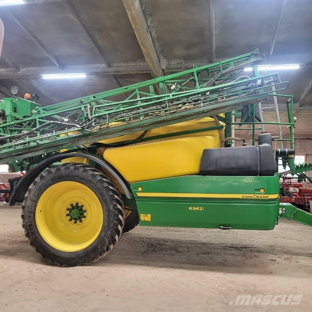 John Deere R 962 i Vlečne škropilnice