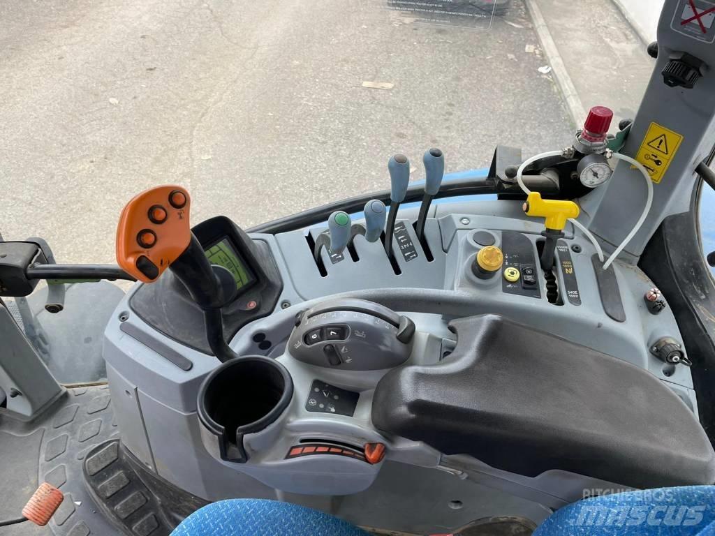 New Holland T 7.210 Traktorji