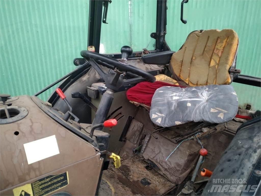 John Deere 1850 Traktorji