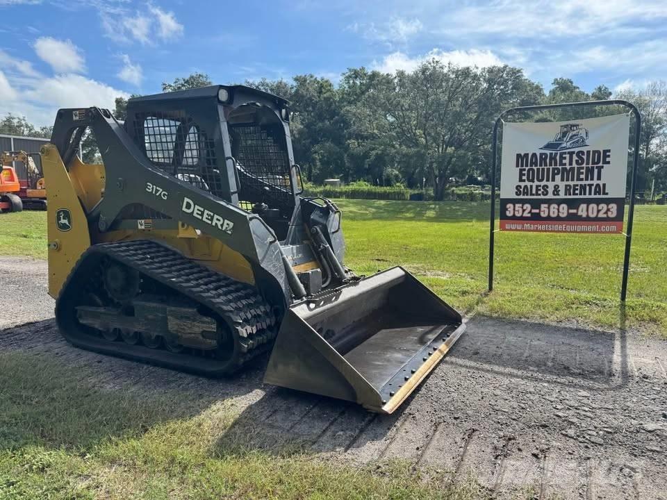 John Deere 317G Skid steer mini nakladalci