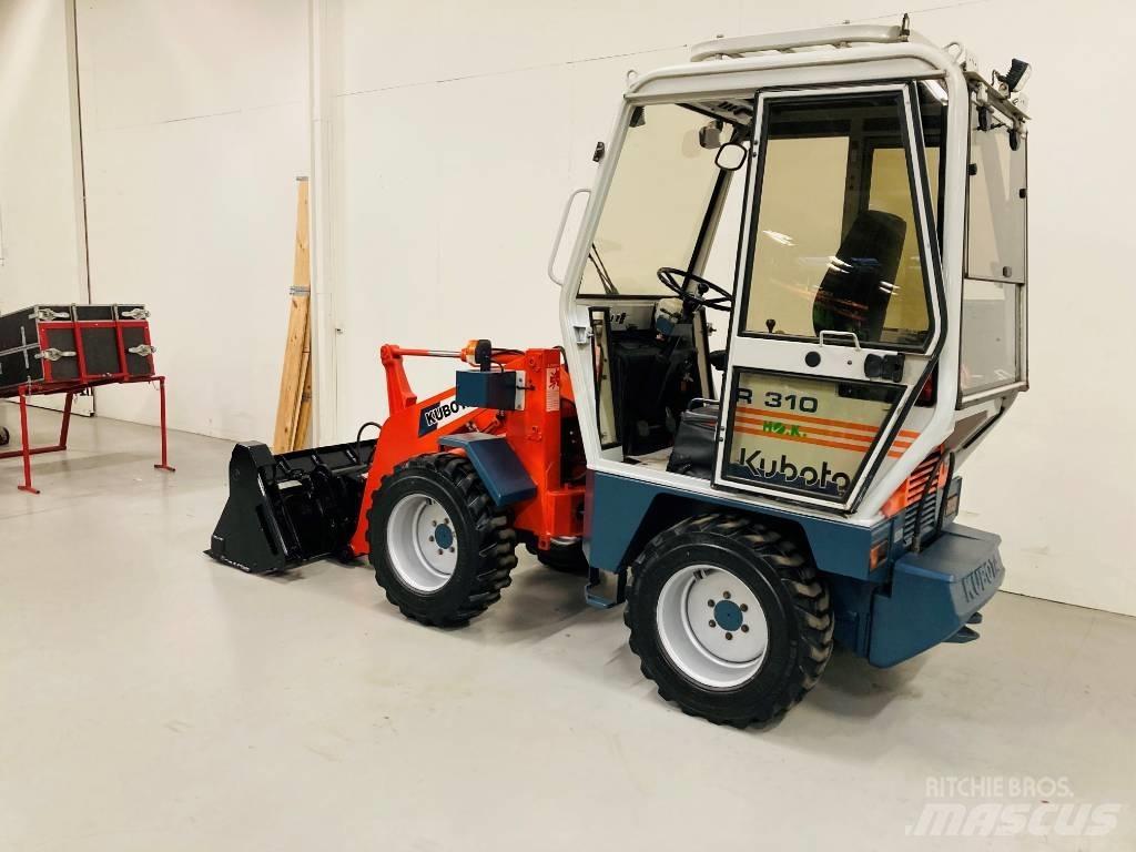 Kubota R 310 Kolesni nakladalci