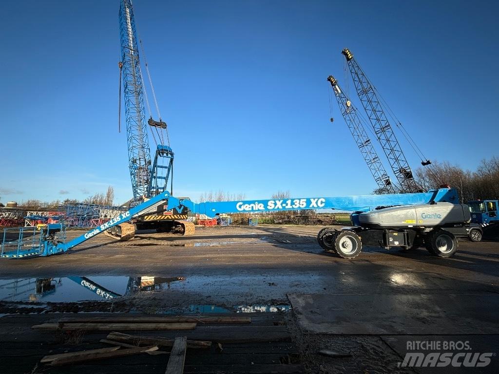 Genie SX 135 XC Teleskopske dvižne ploščadi