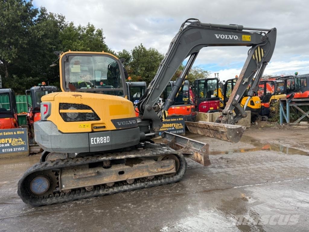 Volvo ECR 88 D Midi bagri 7t – 12t