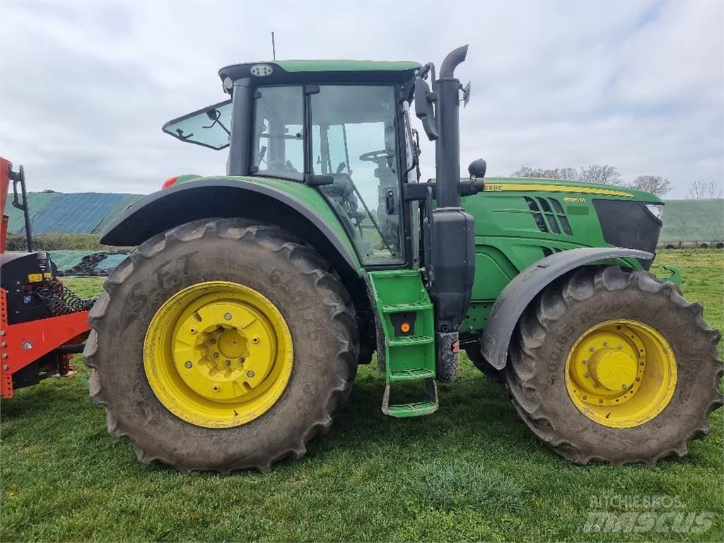 John Deere 6195 M Traktorji