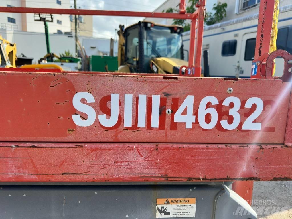 JLG 32 Lift Škarjaste dvižne ploščadi