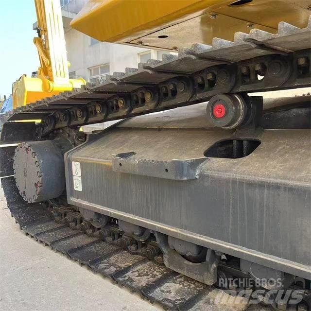 Komatsu PC 210-8 Bagri goseničarji