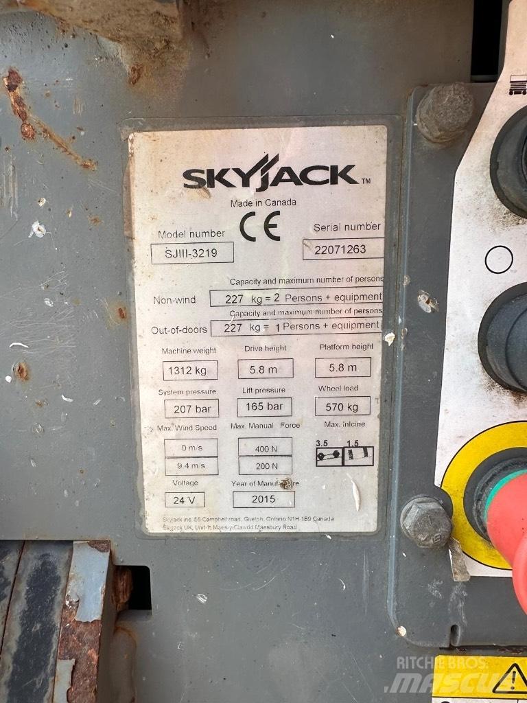 SkyJack SJ 3219 Škarjaste dvižne ploščadi