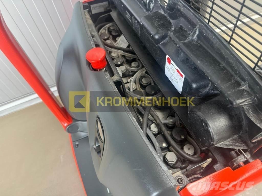 Linde L 10 Ročni električni viličar
