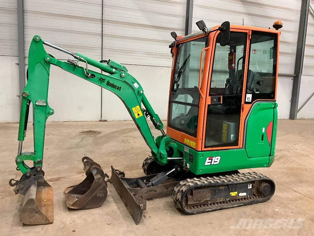 Bobcat E 19 Mini bagri <7t