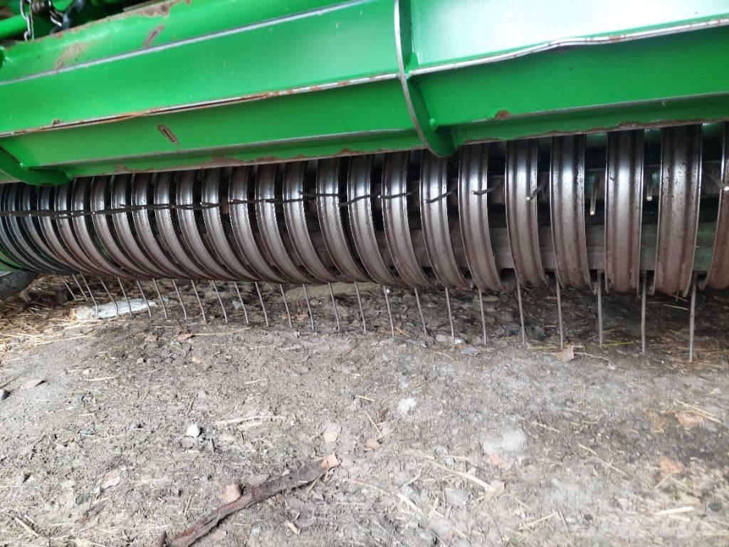 McHale F 5500 Balirke (okrogle bale)