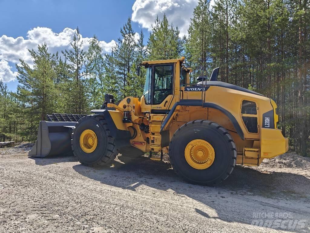Volvo L220H Kolesni nakladalci