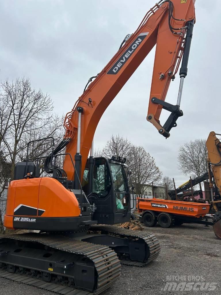 Develon DX 235 LCR-7 Bagri goseničarji