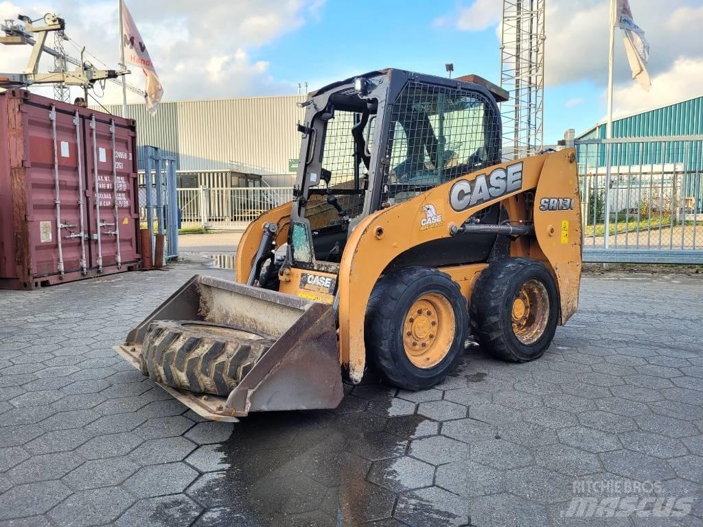 CASE SR 130 Skid steer mini nakladalci