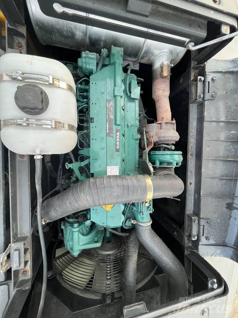 Volvo EC 290 Bagri goseničarji