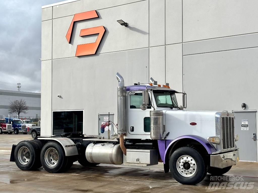Peterbilt 388 Vlačilci