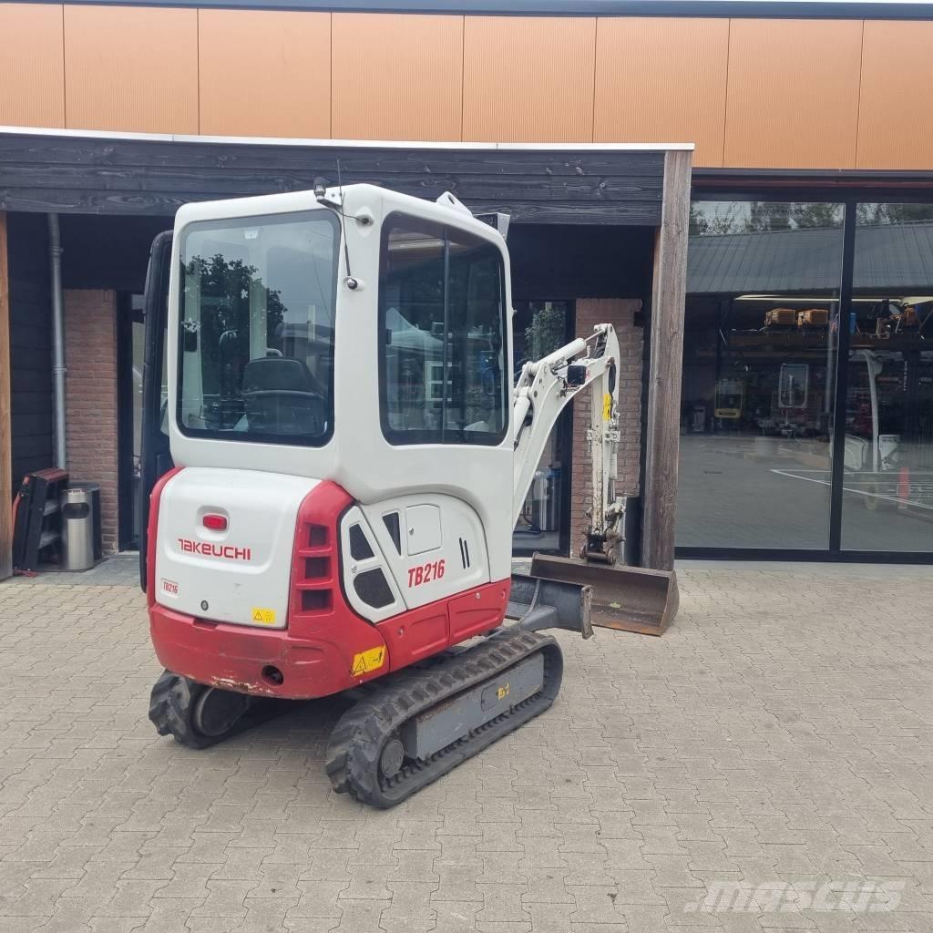 Takeuchi TB 216 Mini bagri <7t