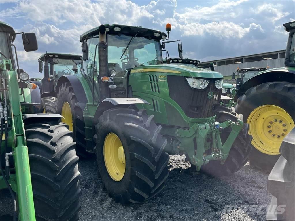 John Deere 6210R Traktorji