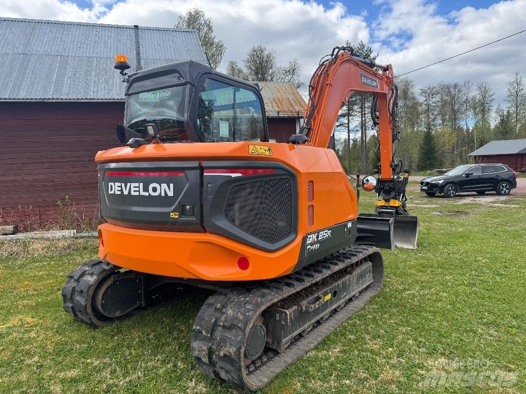 Develon DX 85 R-7 Midi bagri 7t – 12t