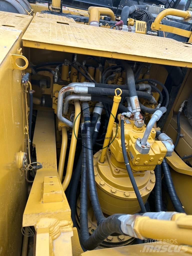 CAT 325 D2 Bagri goseničarji