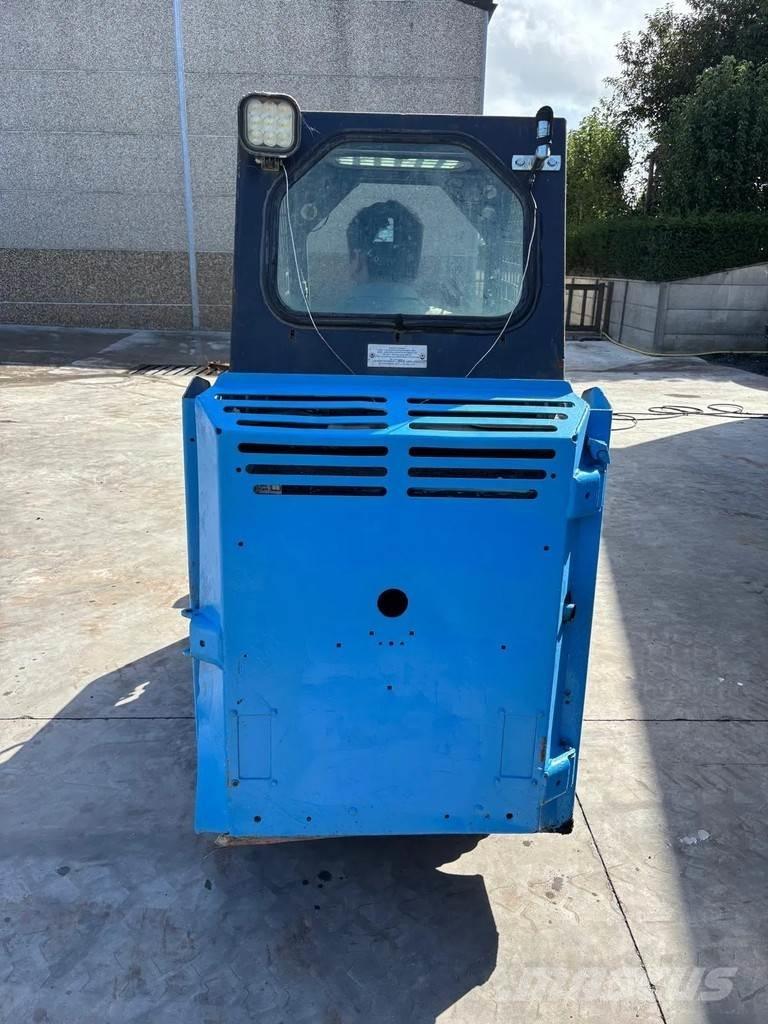 Bobcat S70 Skid steer mini nakladalci