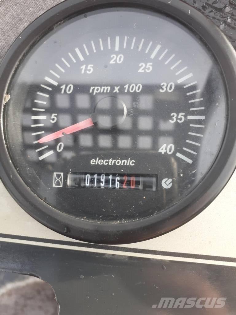 Norcar A6226 Večnamenski nakladalci